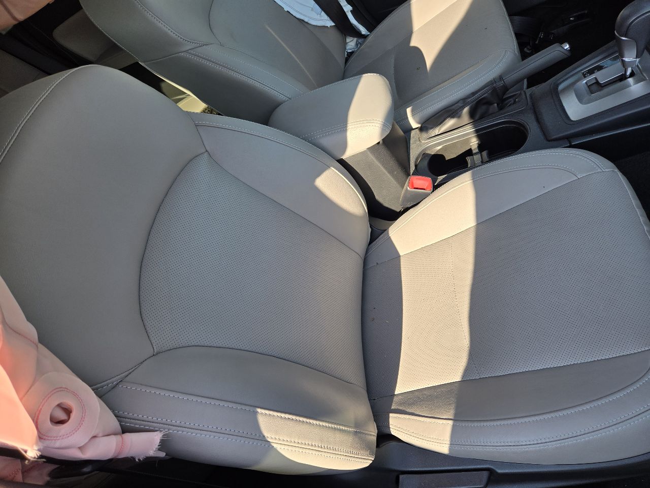 Vehicle/247701_09.jpg