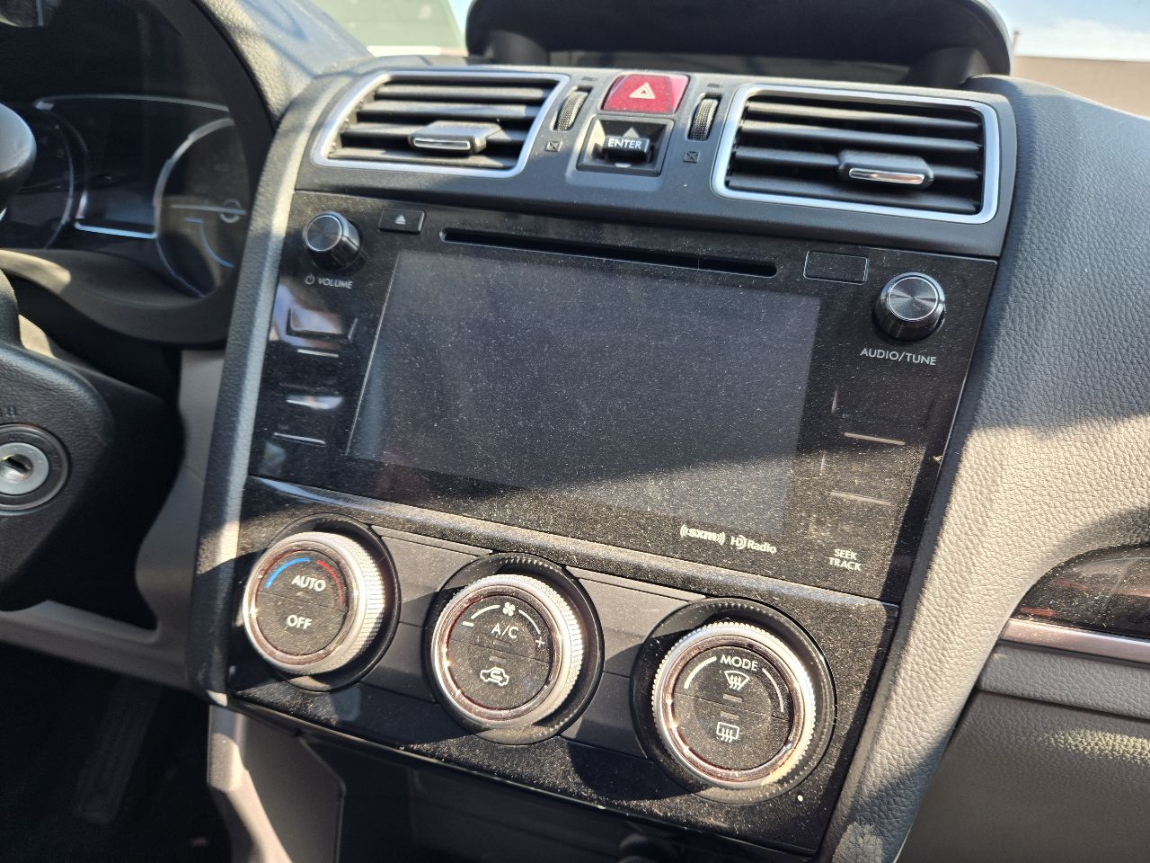 Vehicle/247701_12.jpg