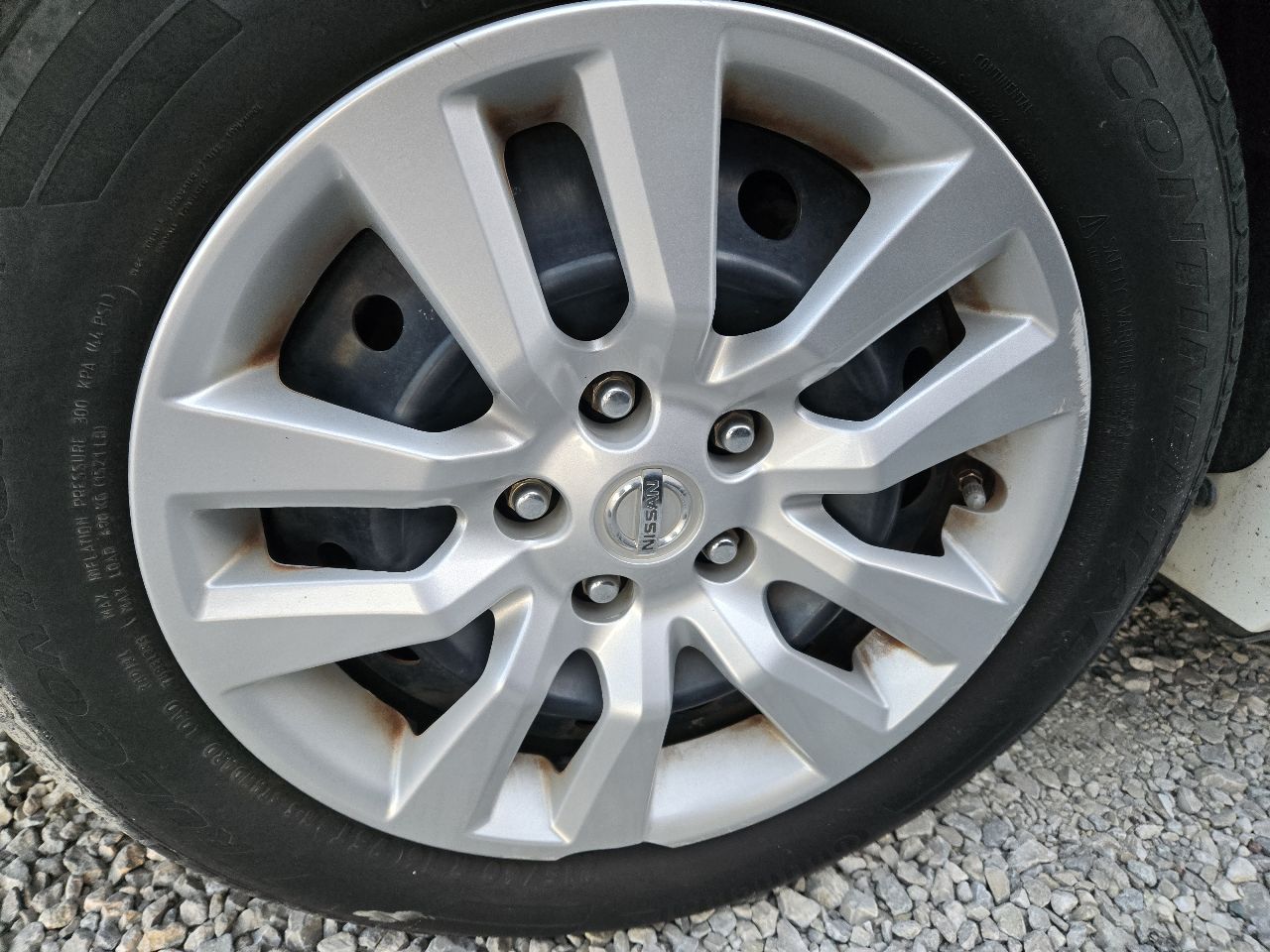 https://f005.backblazeb2.com/file/img-partshotlines-com/Inventory/EX441/Vehicle/247714_06.jpg