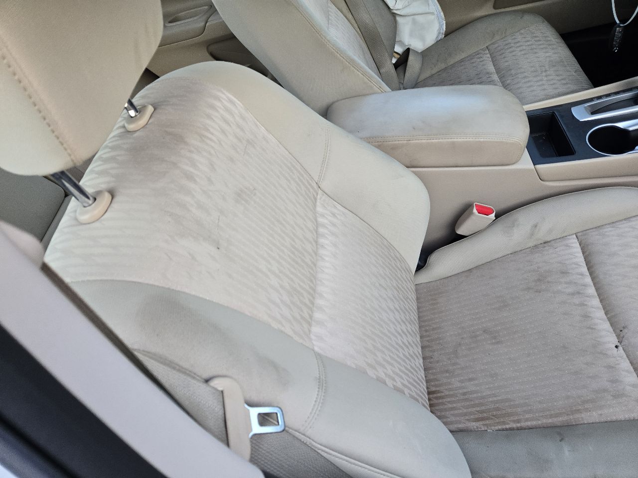 https://f005.backblazeb2.com/file/img-partshotlines-com/Inventory/EX441/Vehicle/247714_11.jpg