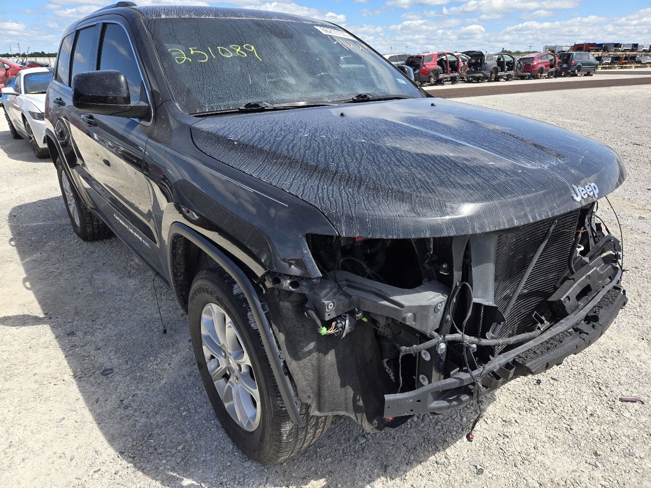 Vehicle/247733_01.jpg