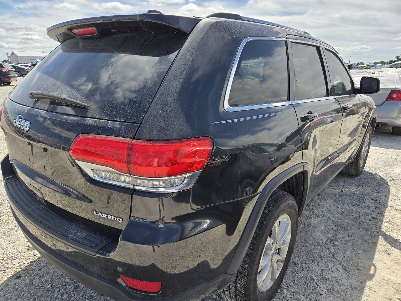 Vehicle/247733_04.jpg