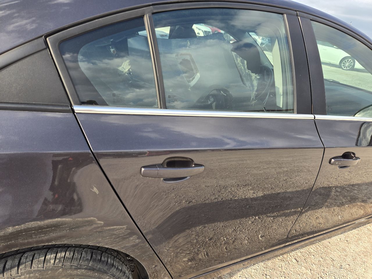 Vehicle/247734_07.jpg