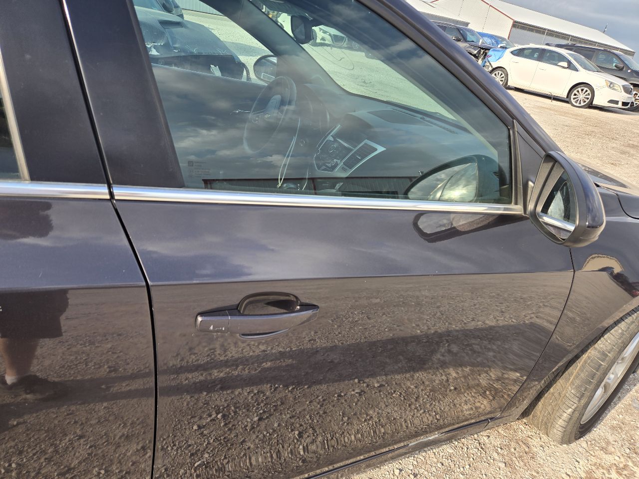 Vehicle/247734_08.jpg