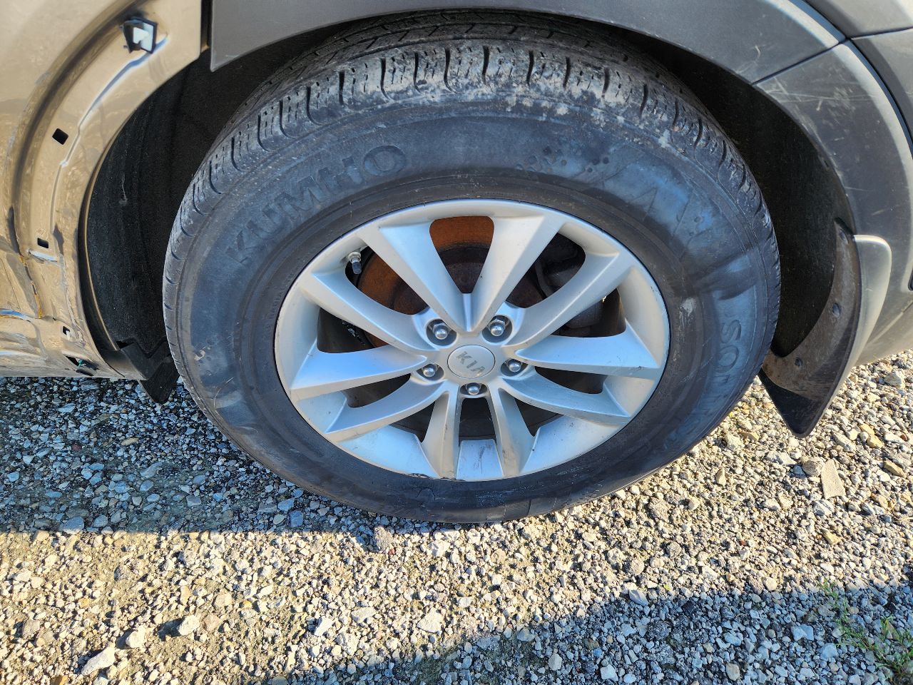 Vehicle/247745_08.jpg