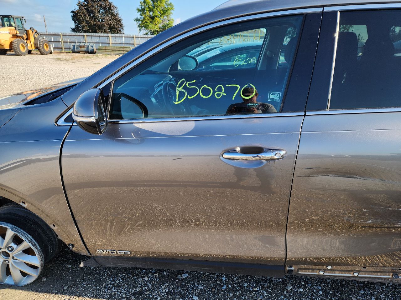 Vehicle/247745_09.jpg