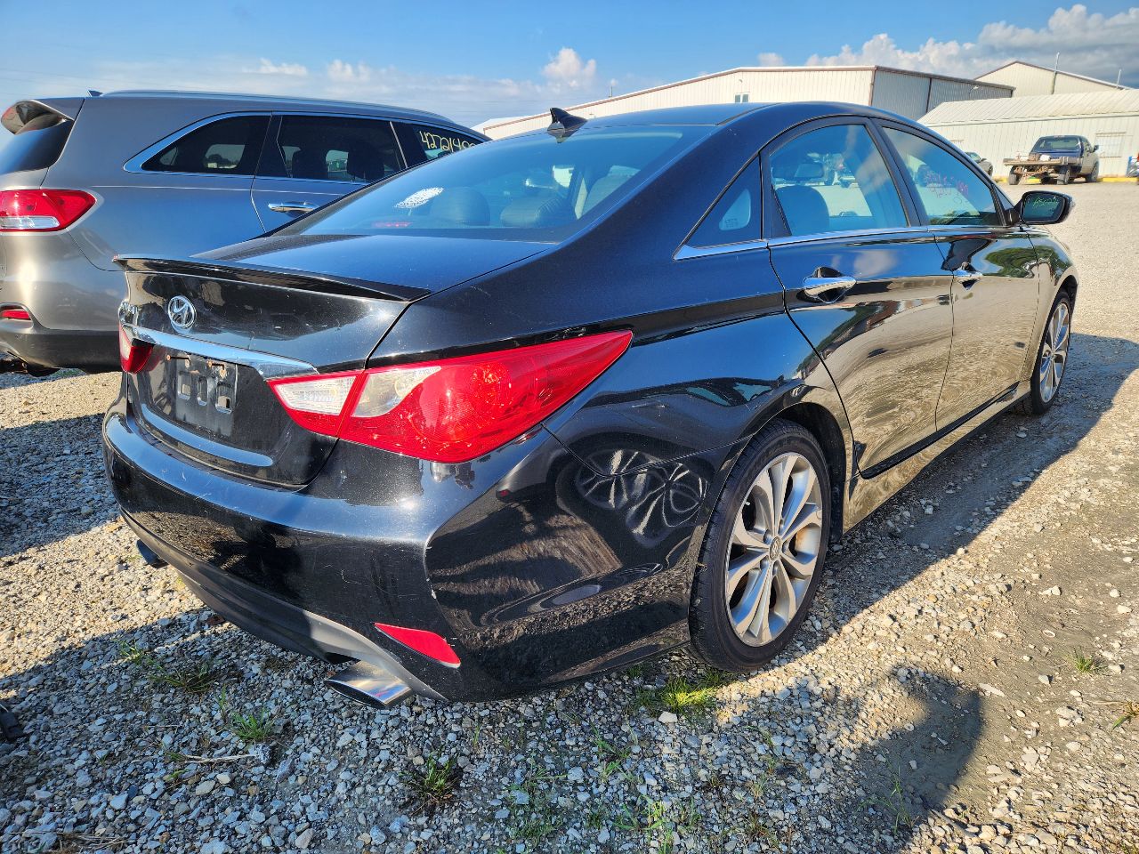 Vehicle/247746_04.jpg