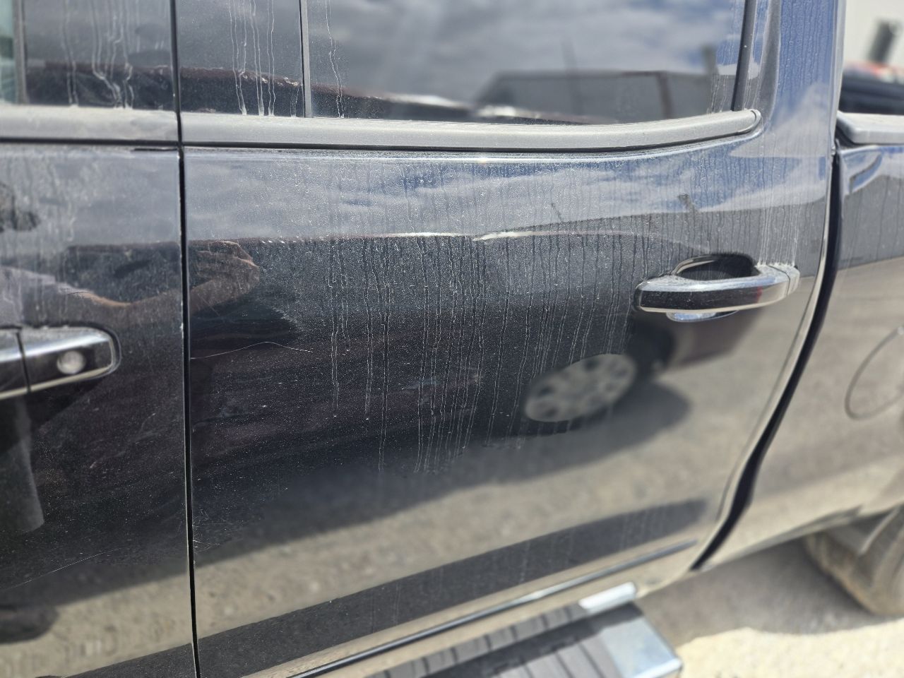 Vehicle/247749_10.jpg