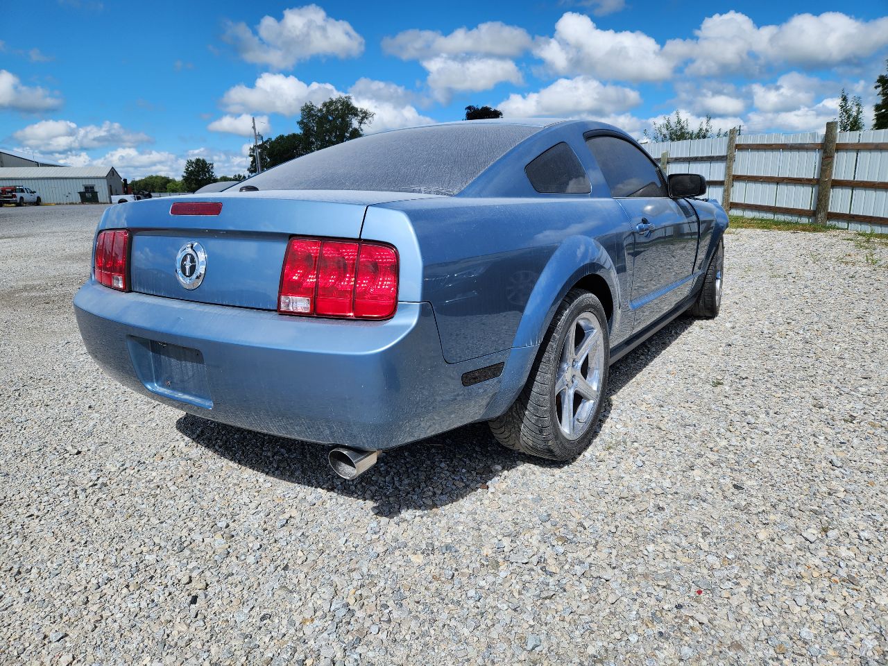https://f005.backblazeb2.com/file/img-partshotlines-com/Inventory/EX441/Vehicle/247770_03.jpg