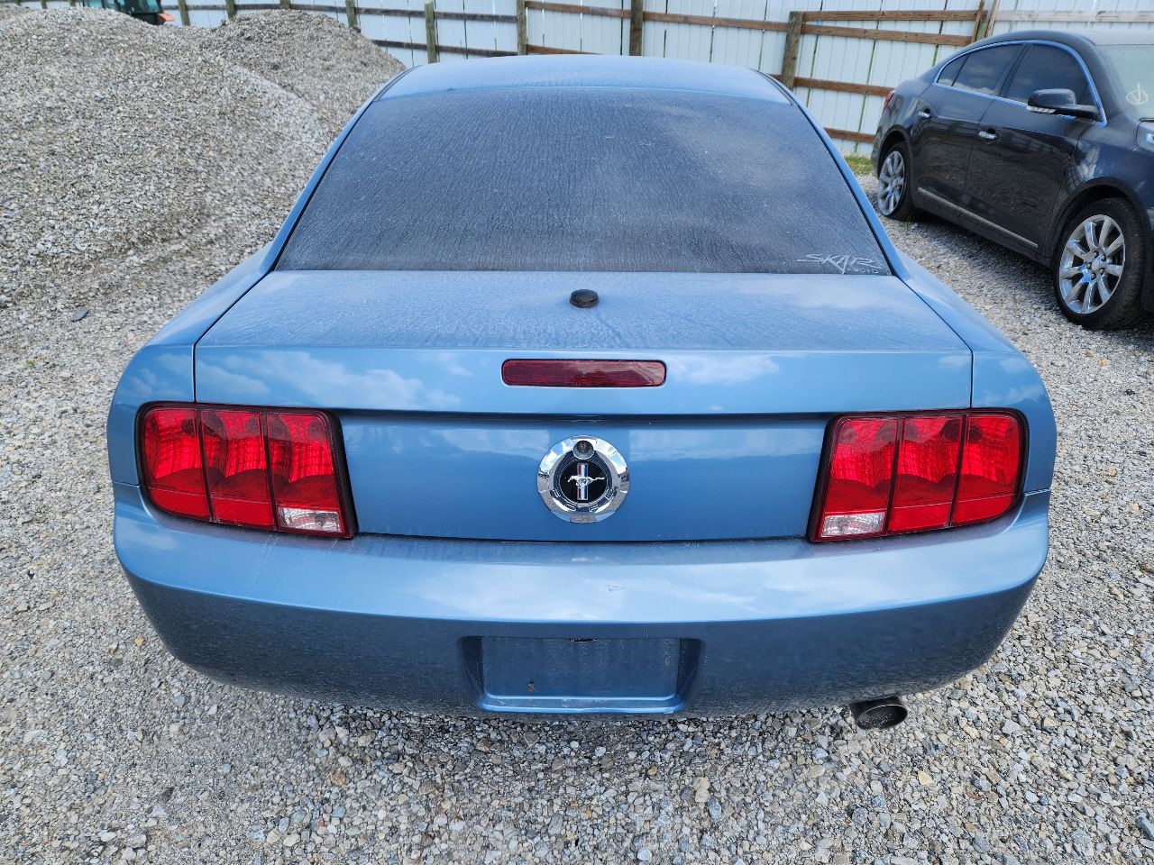 https://f005.backblazeb2.com/file/img-partshotlines-com/Inventory/EX441/Vehicle/247770_08.jpg