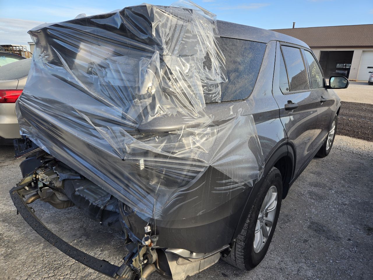 https://f005.backblazeb2.com/file/img-partshotlines-com/Inventory/EX441/Vehicle/247775_04.jpg