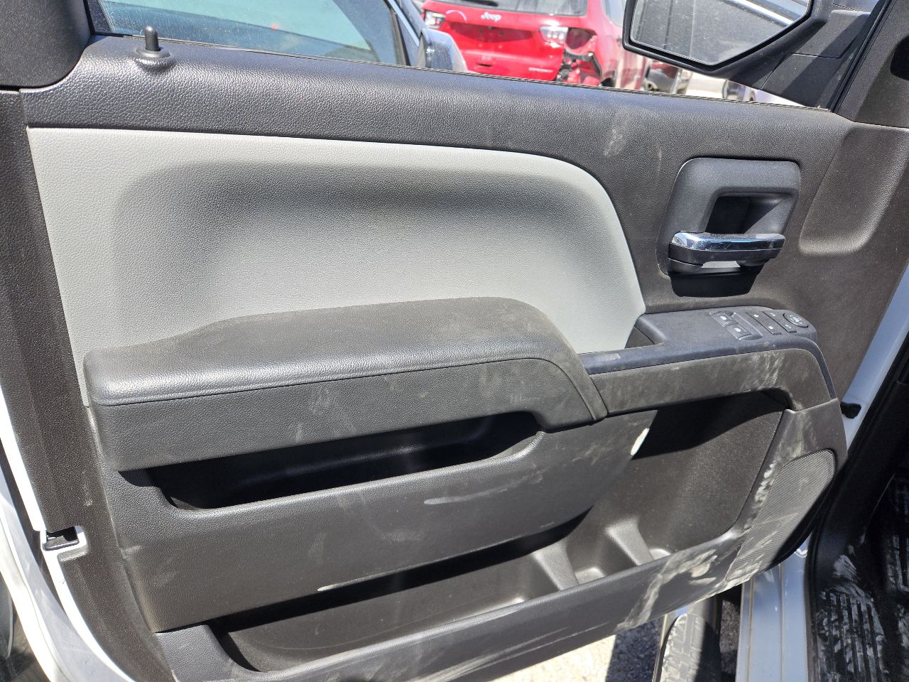 Vehicle/247783_09.jpg