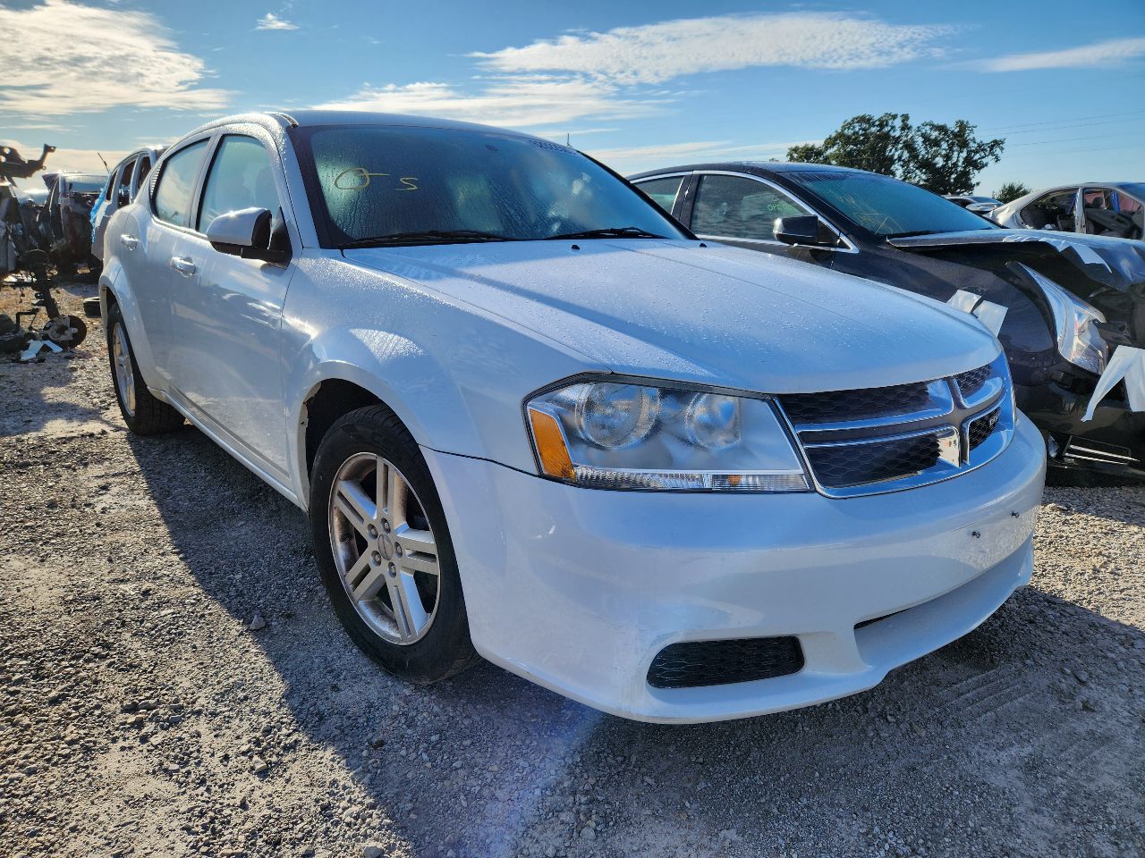 https://f005.backblazeb2.com/file/img-partshotlines-com/Inventory/EX441/Vehicle/247805_04.jpg
