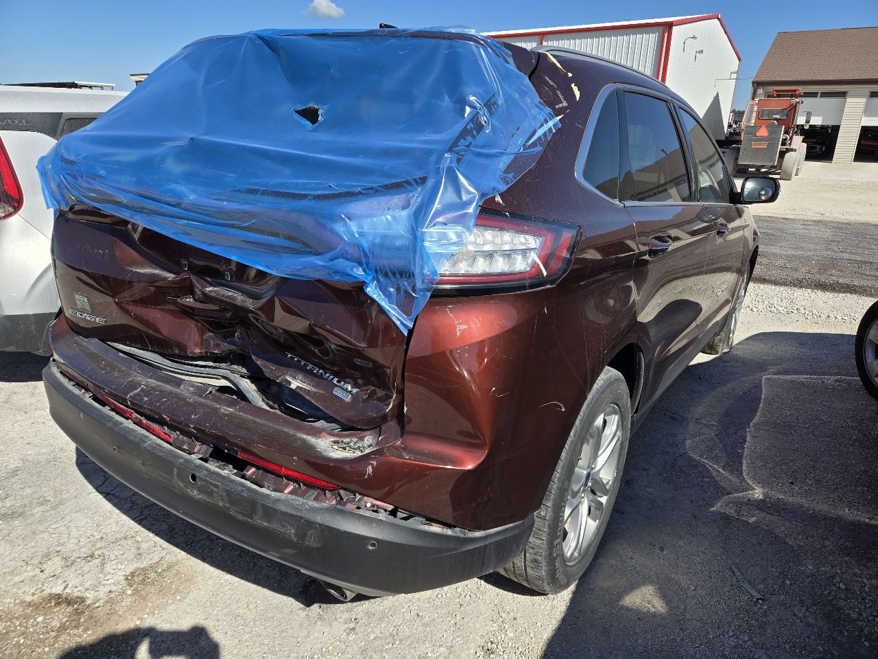 Vehicle/247825_04.jpg