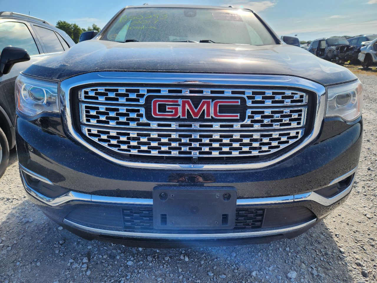 Vehicle/247841_04.jpg