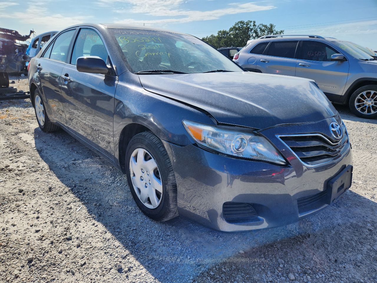 Vehicle/247842_05.jpg