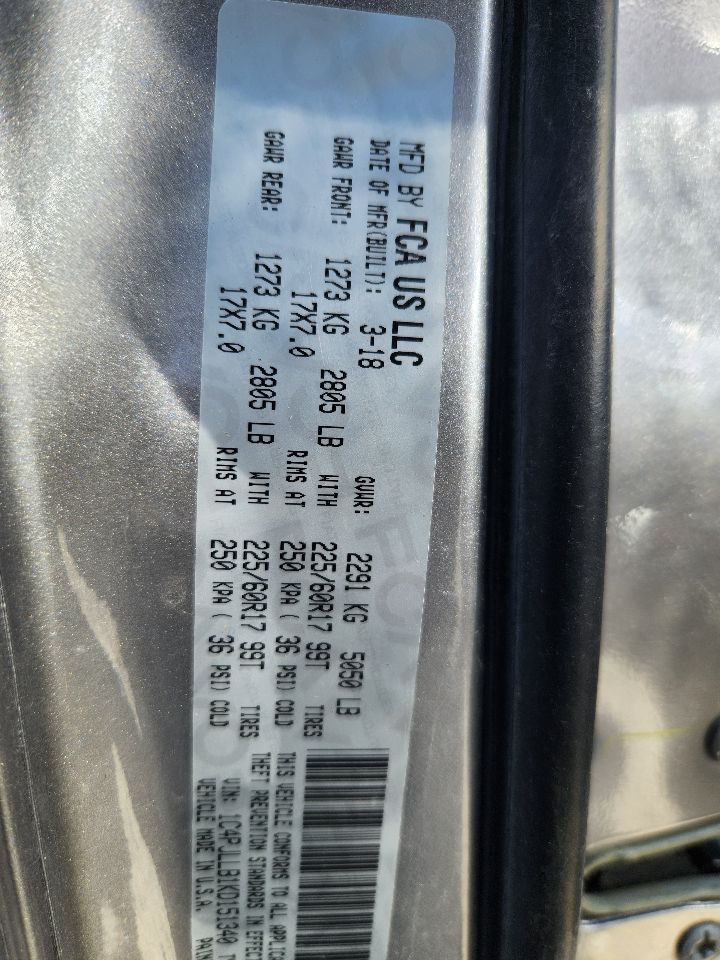 Vehicle/247847_11.jpg