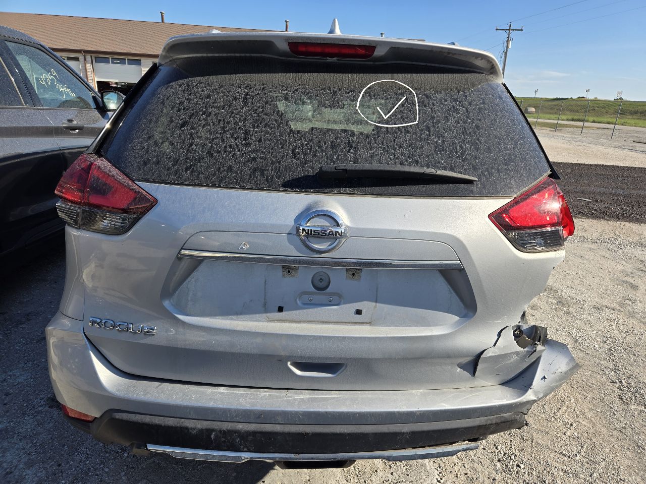 Vehicle/247854_05.jpg
