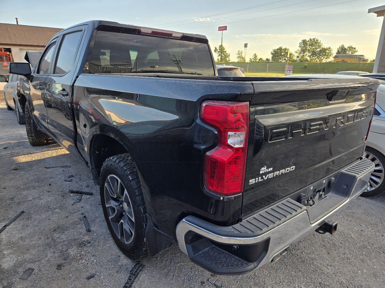 Vehicle/247895_03.jpg