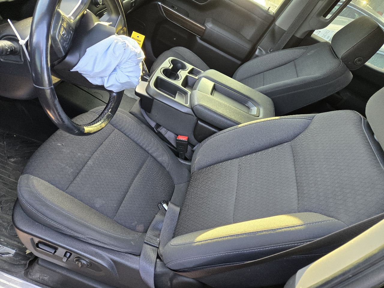 Vehicle/247895_12.jpg