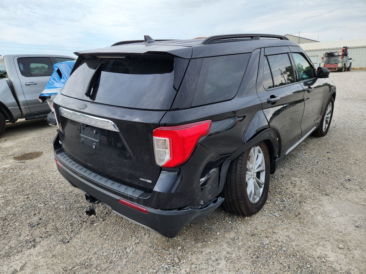 Vehicle/247907_10.jpg