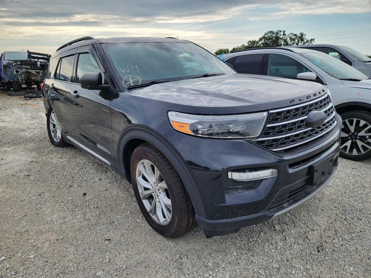 Vehicle/247907_11.jpg