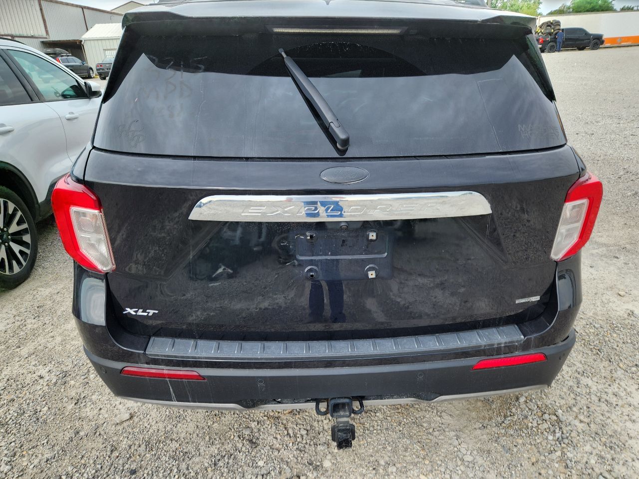Vehicle/247907_18.jpg