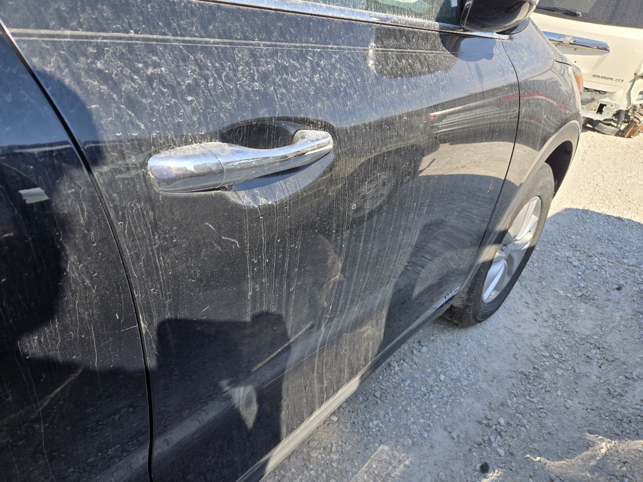 Vehicle/247913_08.jpg