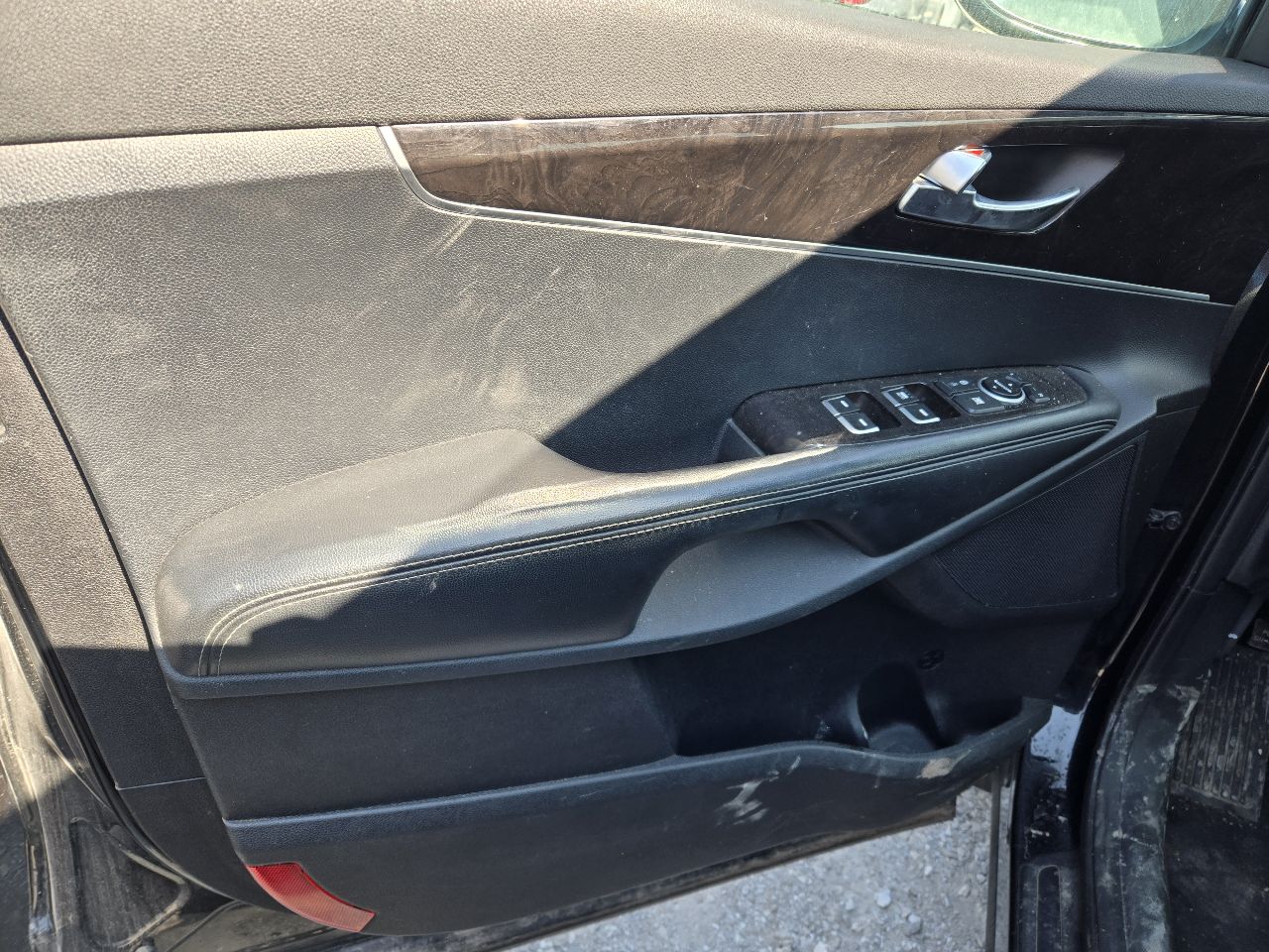 Vehicle/247913_12.jpg