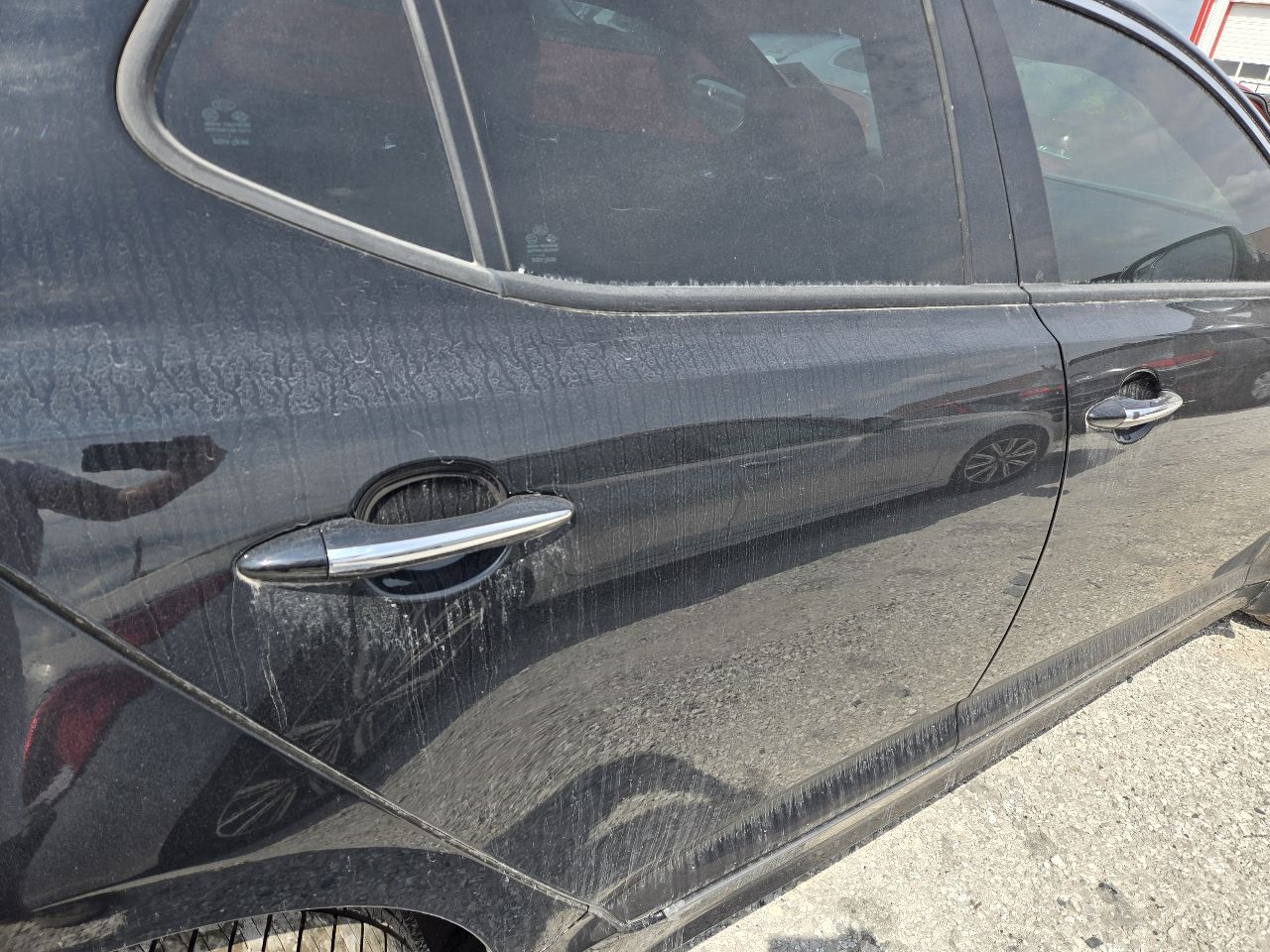 Vehicle/247927_07.jpg