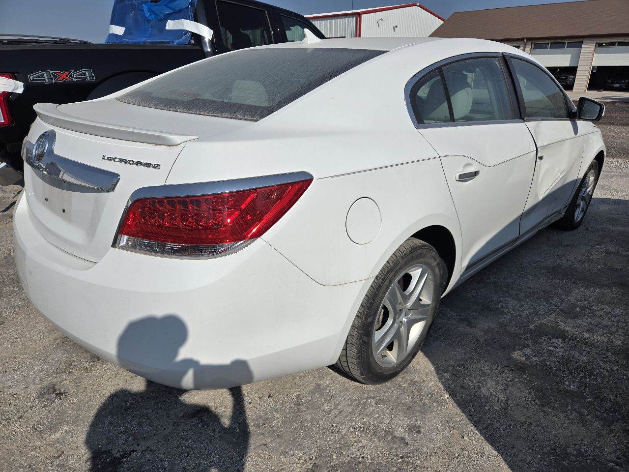 Vehicle/247988_04.jpg