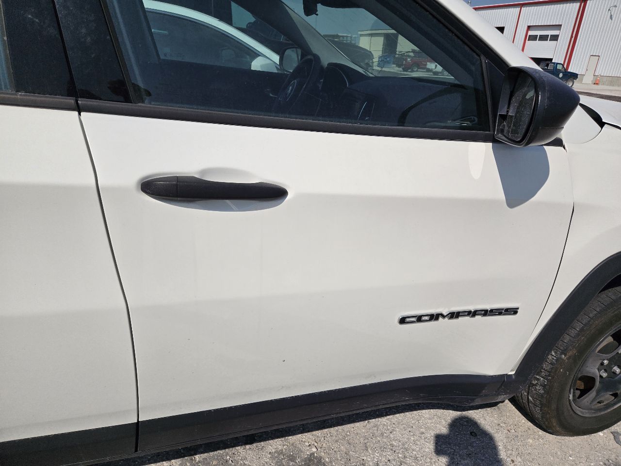 https://f005.backblazeb2.com/file/img-partshotlines-com/Inventory/EX441/Vehicle/247989_08.jpg