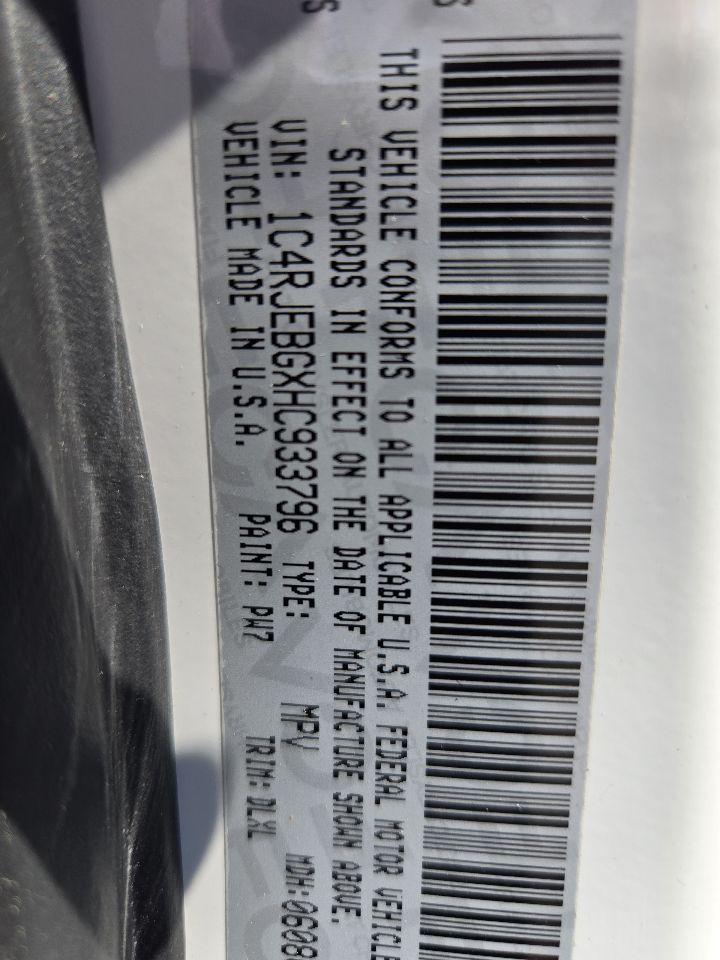 Vehicle/248009_12.jpg