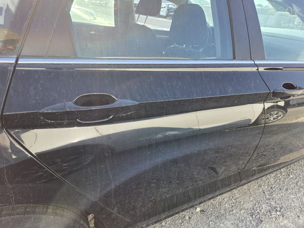 Vehicle/248023_07.jpg