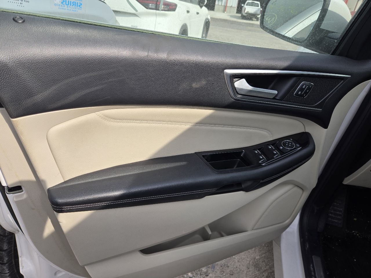 https://f005.backblazeb2.com/file/img-partshotlines-com/Inventory/EX441/Vehicle/248057_12.jpg