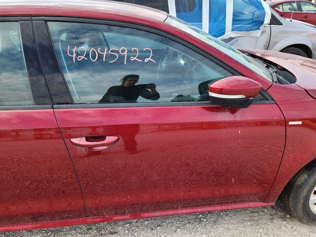 Vehicle/248064_12.jpg