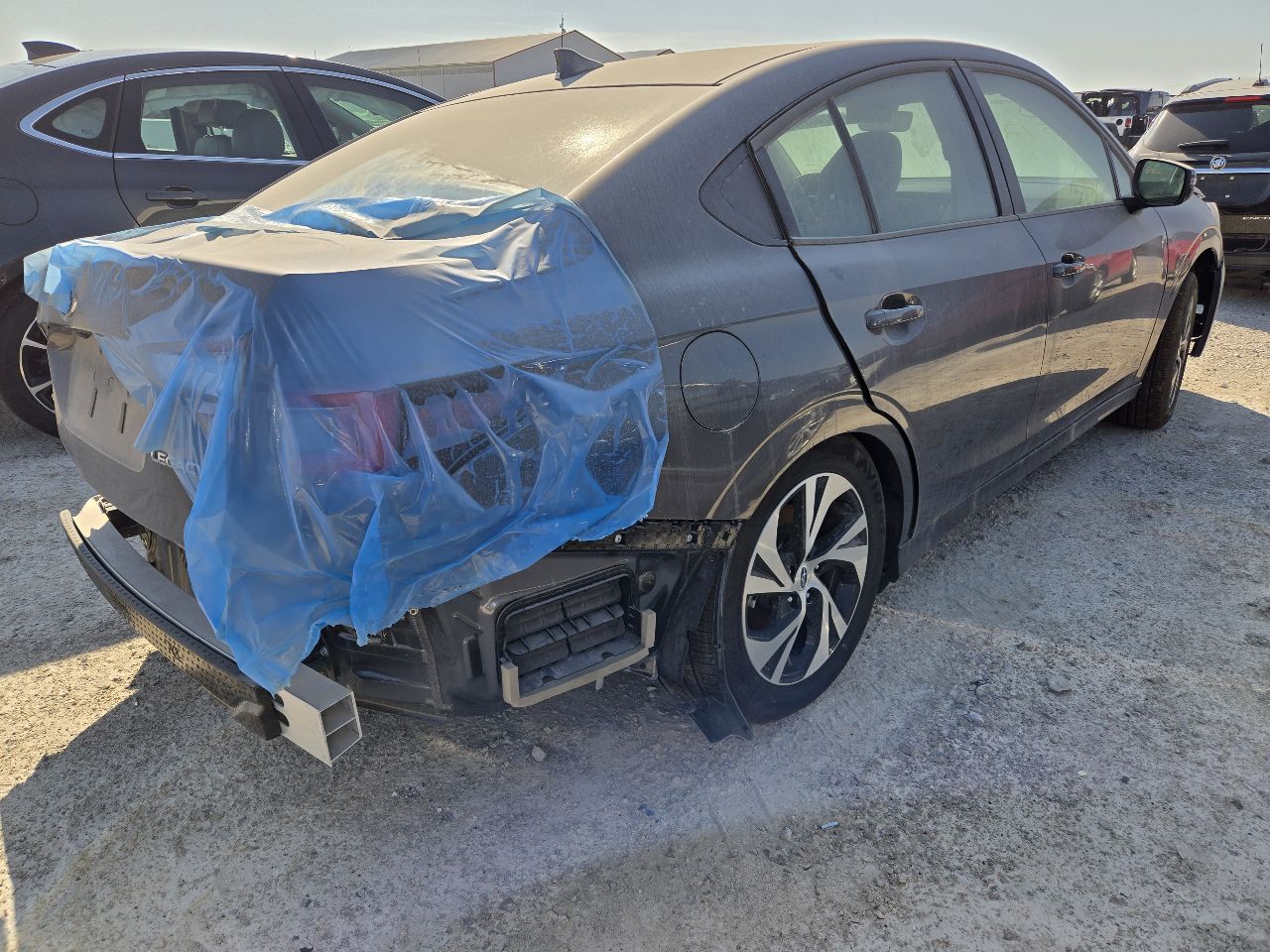 Vehicle/248070_04.jpg