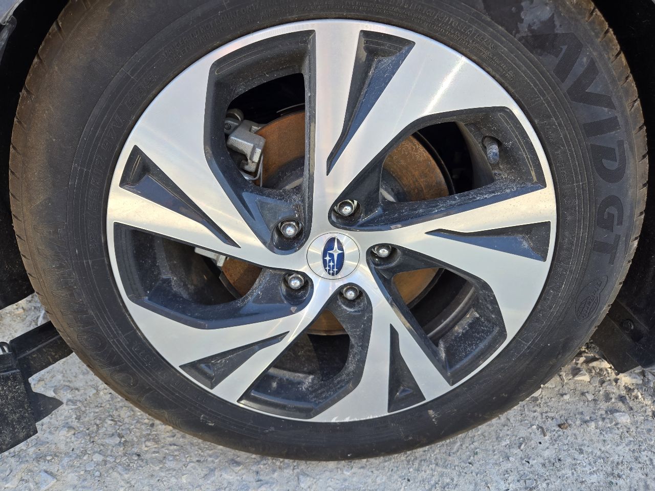 Vehicle/248070_06.jpg