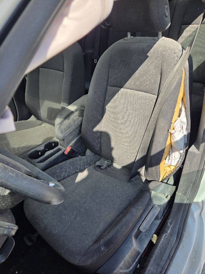 Vehicle/248073_10.jpg