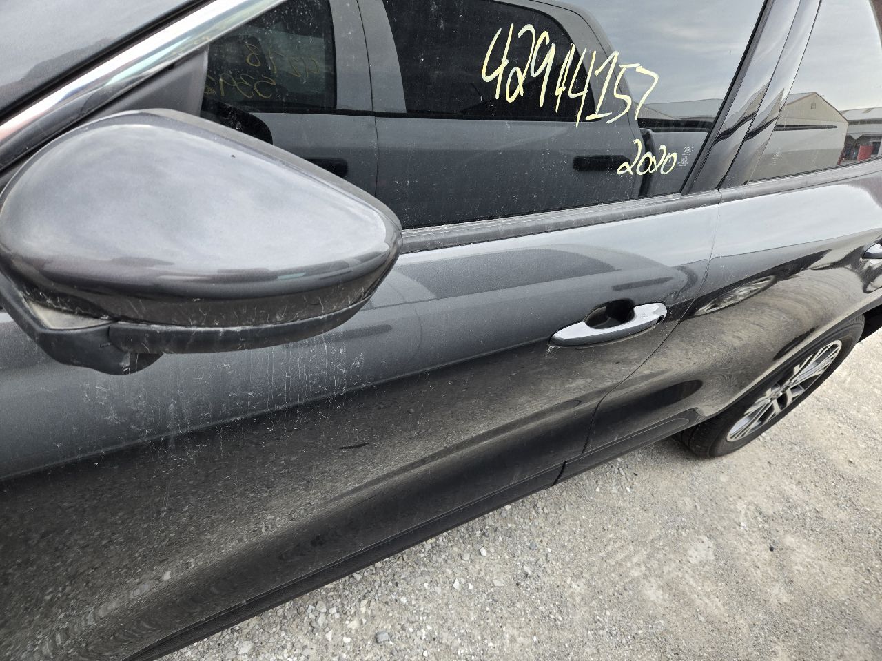 Vehicle/248081_10.jpg