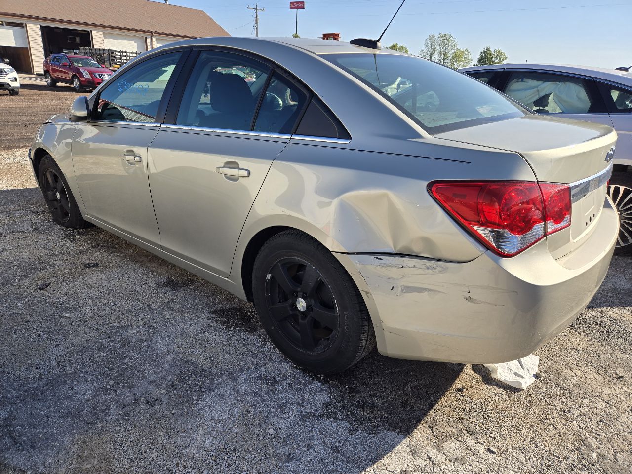 Vehicle/248094_03.jpg
