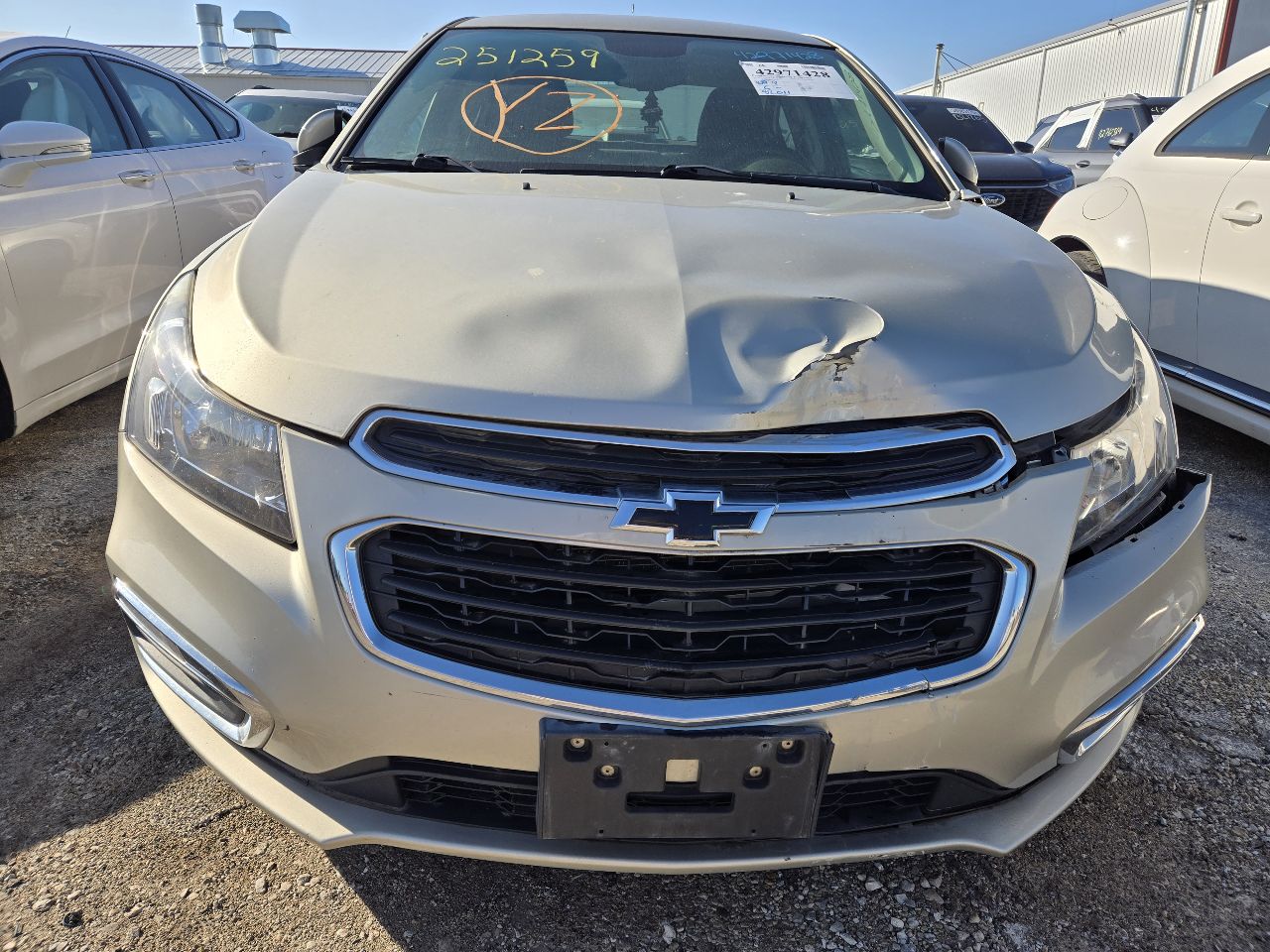Vehicle/248094_09.jpg