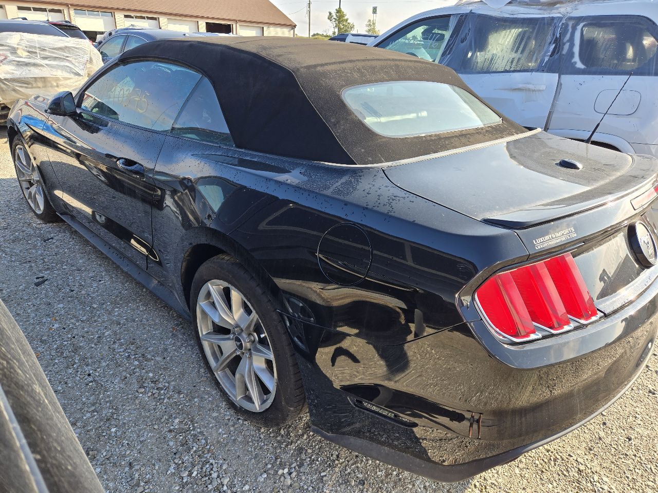 https://f005.backblazeb2.com/file/img-partshotlines-com/Inventory/EX441/Vehicle/248097_03.jpg