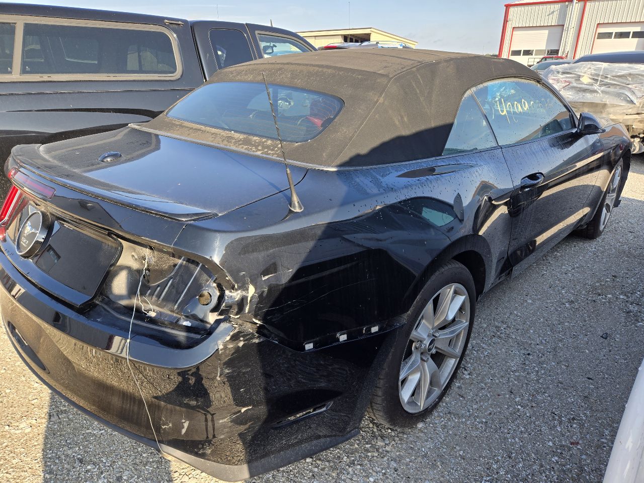 https://f005.backblazeb2.com/file/img-partshotlines-com/Inventory/EX441/Vehicle/248097_04.jpg