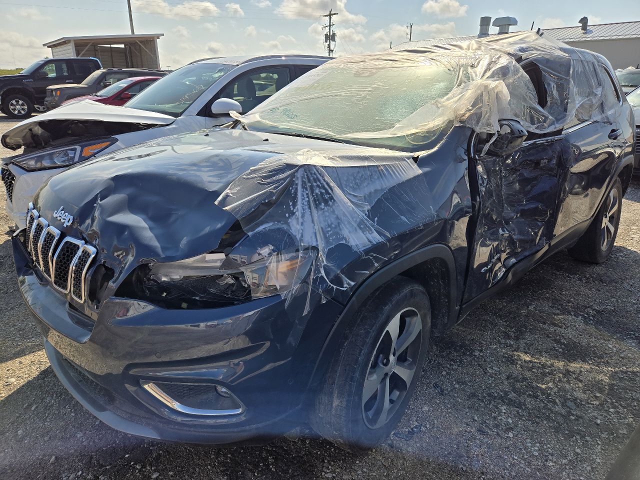 Vehicle/248101_02.jpg