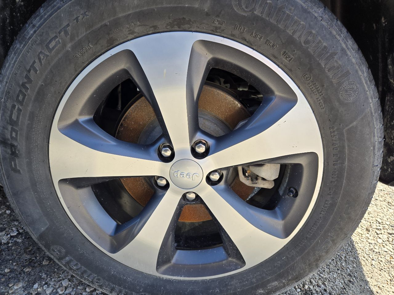 Vehicle/248101_06.jpg