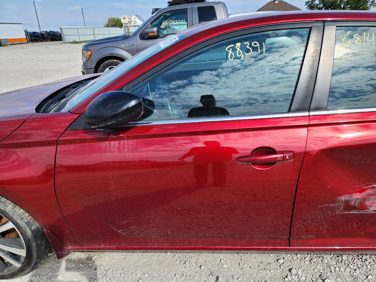 Vehicle/248111_09.jpg