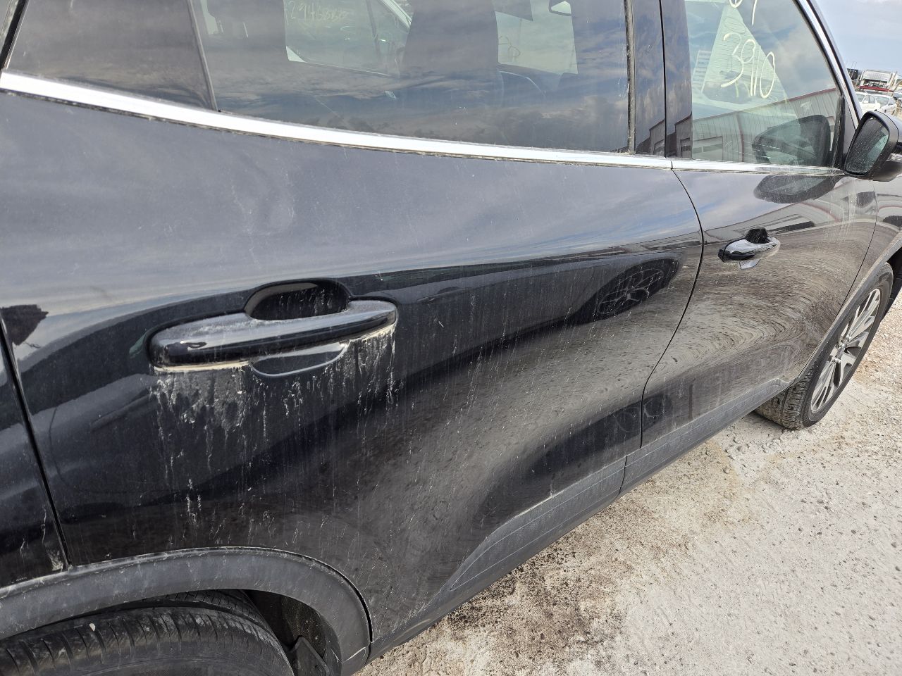 Vehicle/248113_07.jpg