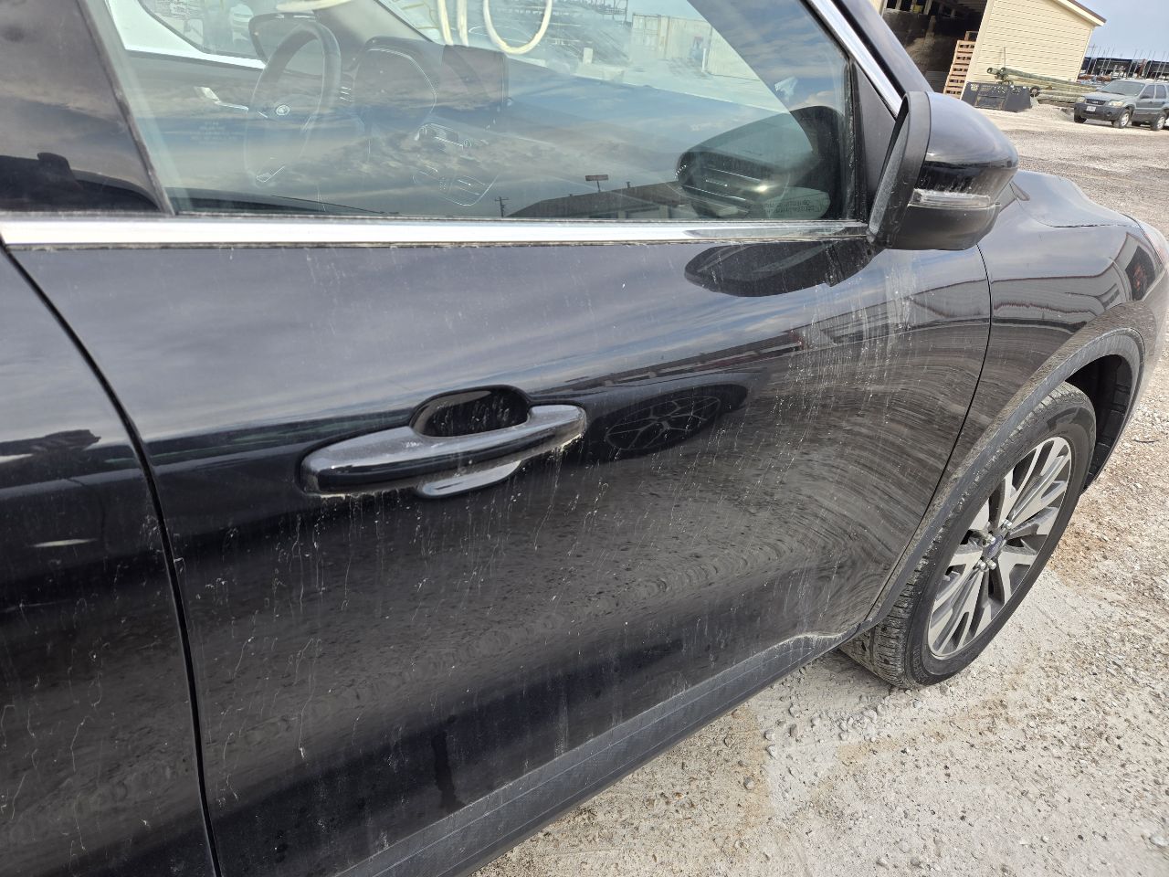Vehicle/248113_08.jpg