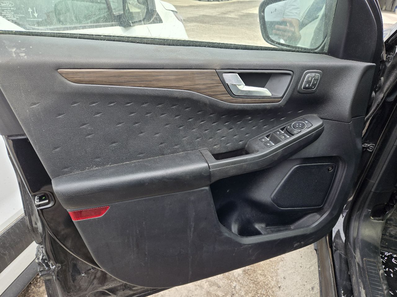 Vehicle/248113_11.jpg